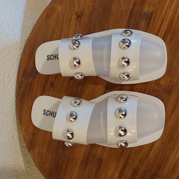 Schutz  Womens White Silver Stud Sandals Lizzie Jelly Rubber  FLAW Sz.9 - Picture 2 of 10